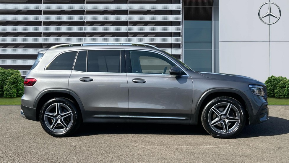 Mercedes-Benz GLB 200 AMG Line 5dr 7G-Tronic Petrol Estate - Image 5