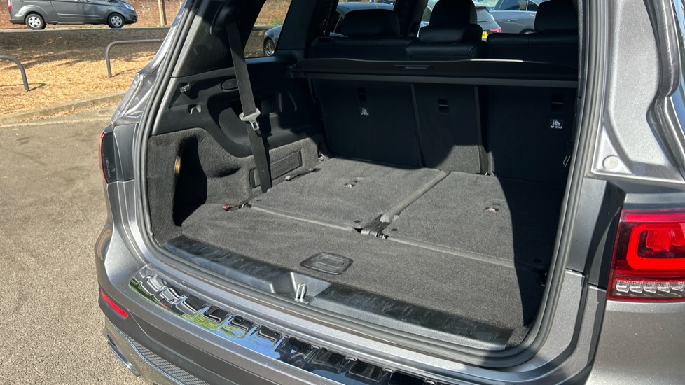 Mercedes-Benz GLB 200 AMG Line 5dr 7G-Tronic Petrol Estate - Image 26