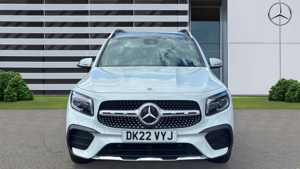 Mercedes-Benz GLB 200 AMG Line Premium Plus 5dr 7G-Tronic Petrol Estate - Image 3