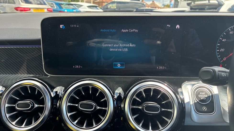 Mercedes-Benz GLB 200 AMG Line Premium Plus 5dr 7G-Tronic Petrol Estate - Image 41