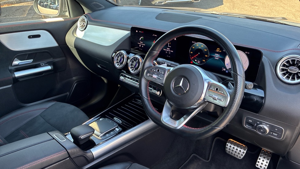 Mercedes-Benz Eqa 350 4Matic 215kW AMG Line 66.5kWh 5dr Auto Electric Hatchback - Image 11