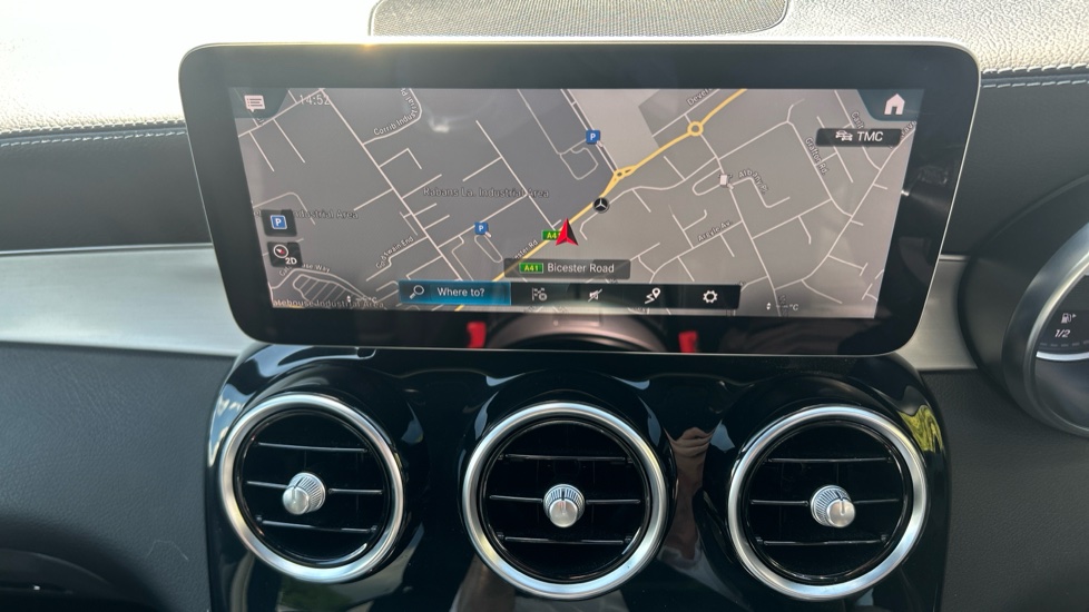 Mercedes-Benz GLC 300 4Matic AMG Line 5dr 9G-Tronic Petrol Estate - Image 12