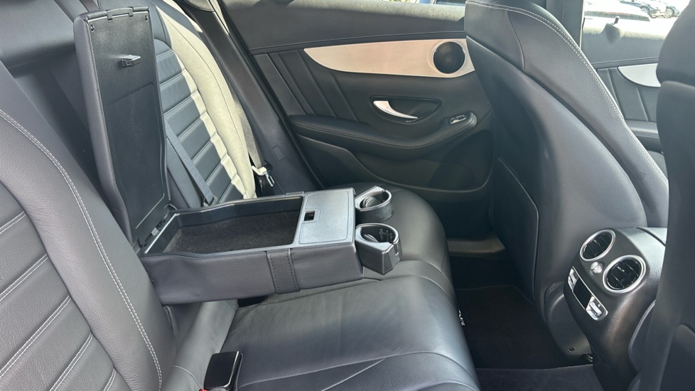 Mercedes-Benz GLC 300 4Matic AMG Line 5dr 9G-Tronic Petrol Estate - Image 36