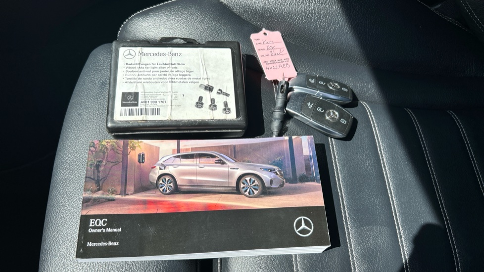 Mercedes-Benz EQC 400 300kW AMG Line Premium 80kWh 5dr Auto Electric Estate - Image 19