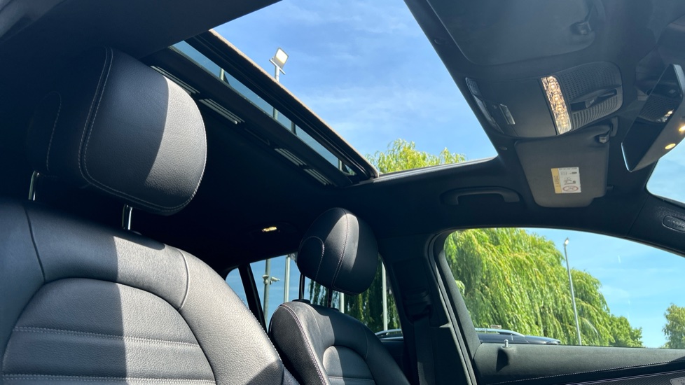 Mercedes-Benz EQC 400 300kW AMG Line Premium 80kWh 5dr Auto Electric Estate - Image 32