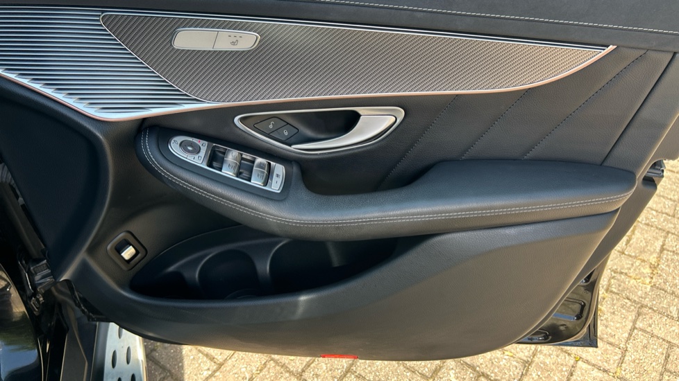 Mercedes-Benz EQC 400 300kW AMG Line Premium 80kWh 5dr Auto Electric Estate - Image 33