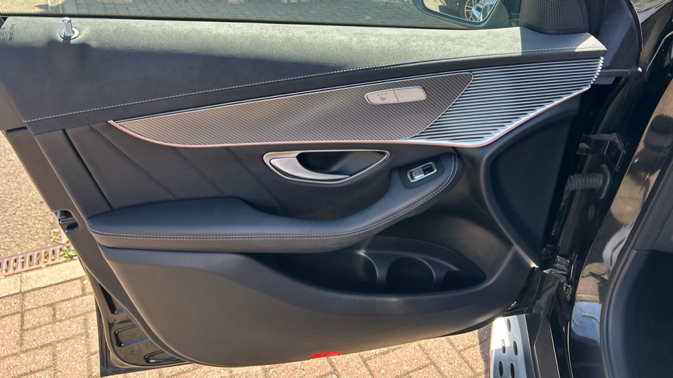 Mercedes-Benz EQC 400 300kW AMG Line Premium 80kWh 5dr Auto Electric Estate - Image 36