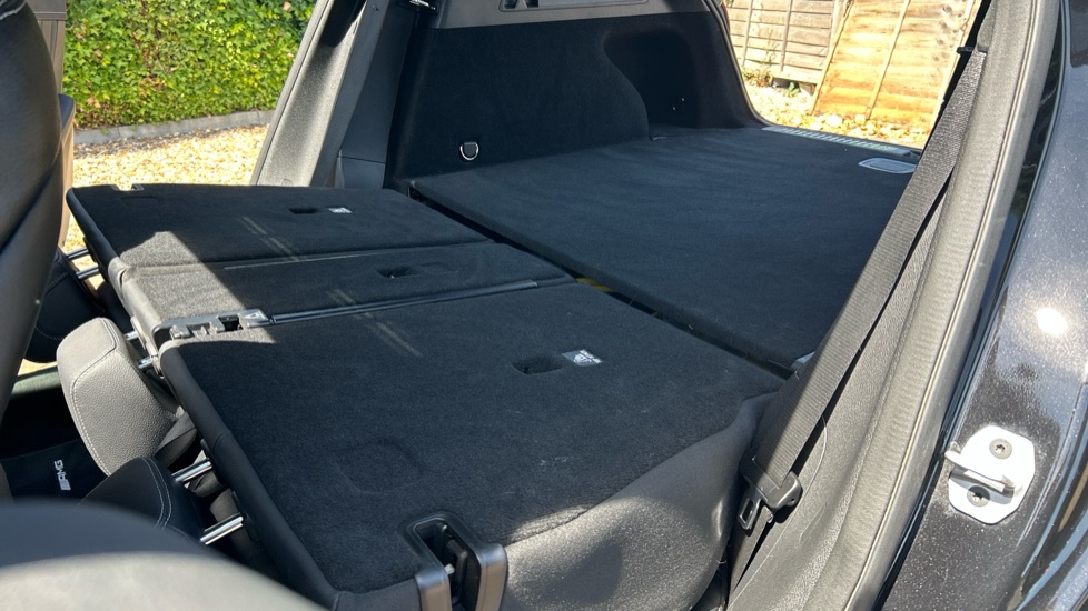 Mercedes-Benz EQC 400 300kW AMG Line Premium 80kWh 5dr Auto Electric Estate - Image 41
