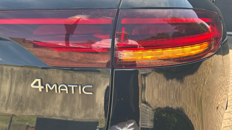Mercedes-Benz EQC 400 300kW AMG Line Premium 80kWh 5dr Auto Electric Estate - Image 46