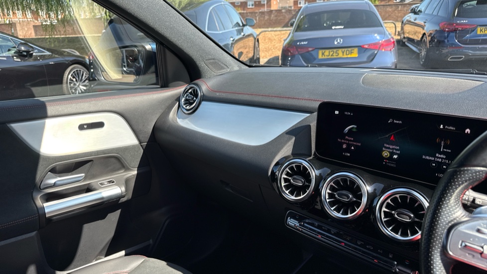 Mercedes-Benz Eqa 300 4Matic 168kW AMG Line 66.5kWh 5dr Auto Electric Hatchback - Image 14