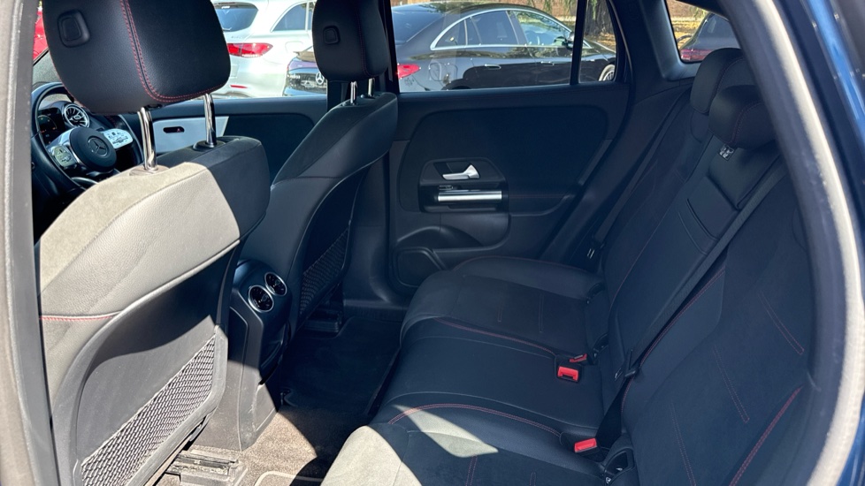 Mercedes-Benz Eqa 300 4Matic 168kW AMG Line 66.5kWh 5dr Auto Electric Hatchback - Image 16