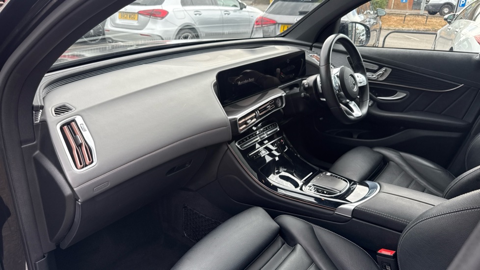 Mercedes-Benz EQC 400 300kW AMG Line Premium Plus 80kWh 5dr Auto Electric Estate - Image 9