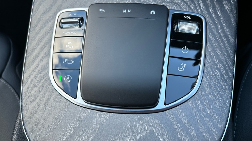 Mercedes-Benz E-Class E220d 200 AMG Line Night Ed Prem+ 5dr 9G-Tronic Diesel Estate - Image 30