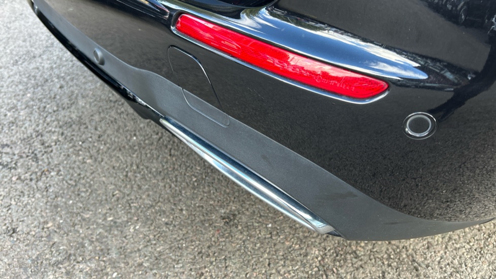 Mercedes-Benz E-Class E220d 200 AMG Line Night Ed Prem+ 5dr 9G-Tronic Diesel Estate - Image 60