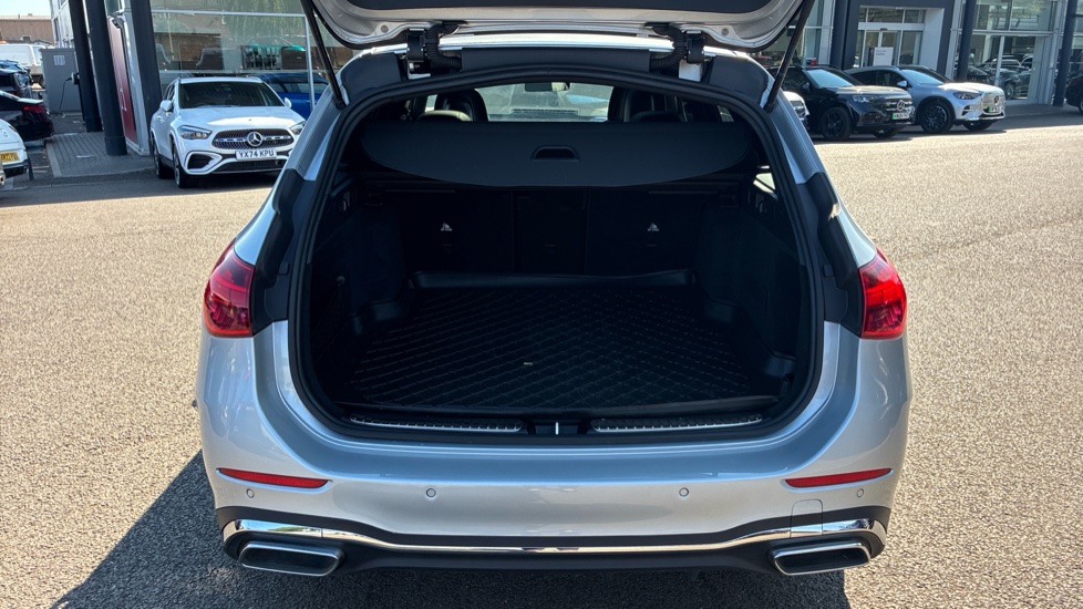 Mercedes-Benz C-Class C300 AMG Line Premium 5dr 9G-Tronic Petrol Estate - Image 4