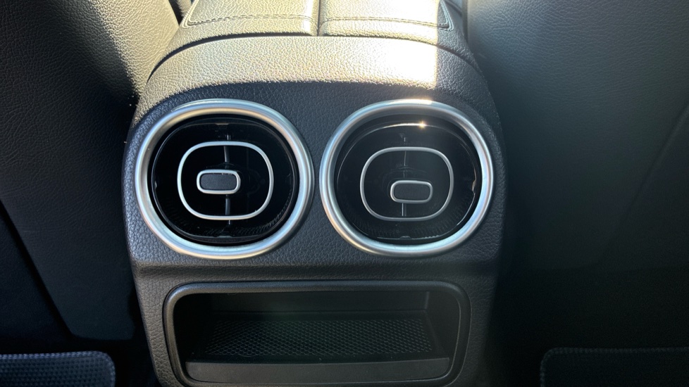 Mercedes-Benz C-Class C300 AMG Line Premium 5dr 9G-Tronic Petrol Estate - Image 21