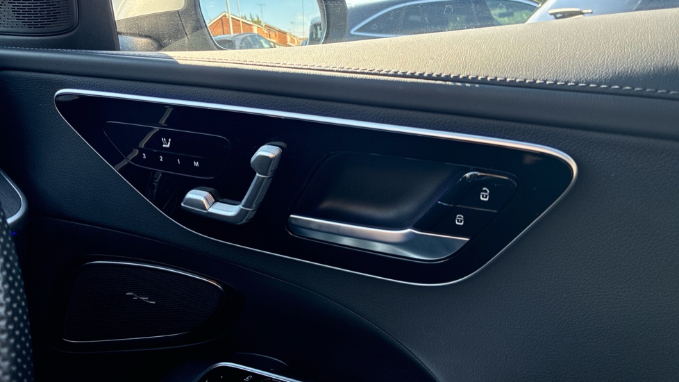 Mercedes-Benz C-Class C300 AMG Line Premium 5dr 9G-Tronic Petrol Estate - Image 38