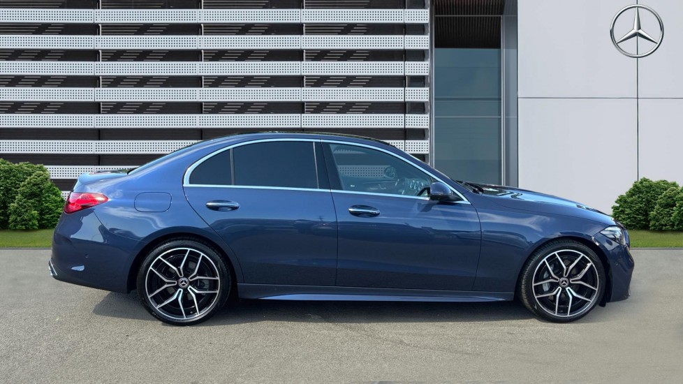 Mercedes-Benz C-Class C200 AMG Line Premium 4dr 9G-Tronic Petrol Saloon - Image 5