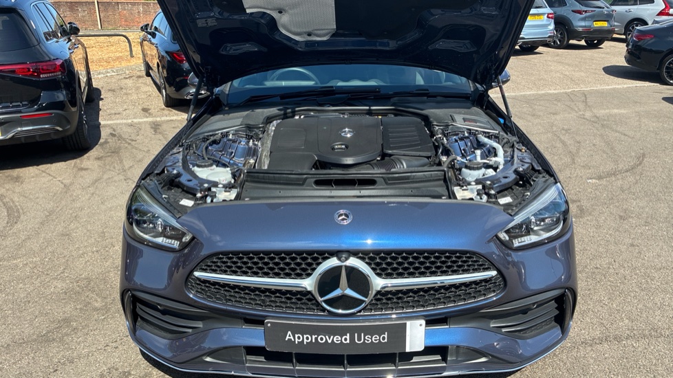 Mercedes-Benz C-Class C200 AMG Line Premium 4dr 9G-Tronic Petrol Saloon - Image 8