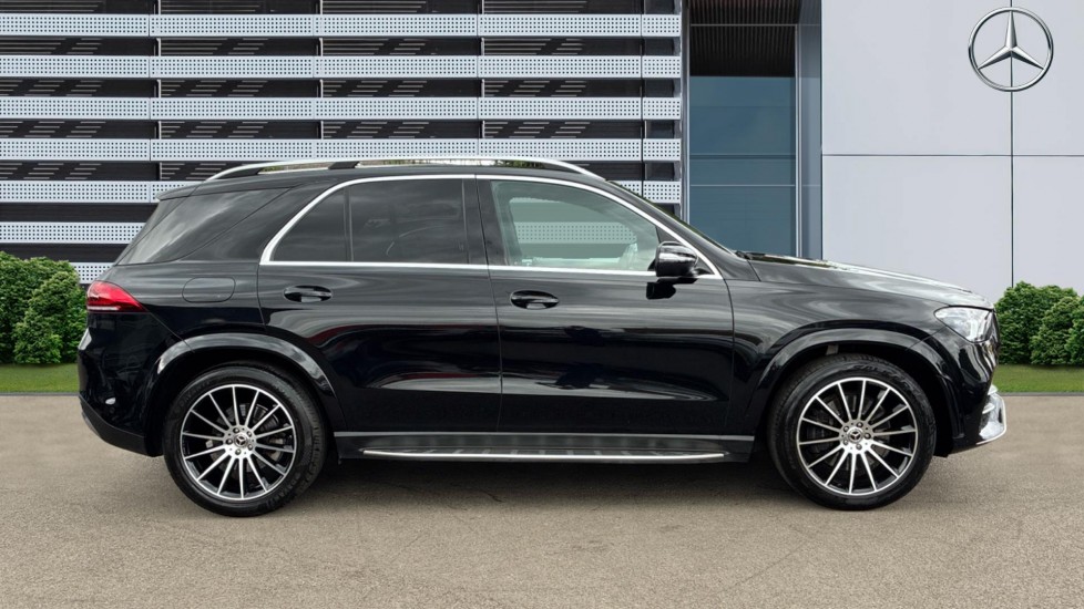 Mercedes-Benz GLE 400d 4Matic AMG Line Prem 5dr 9G-Tronic [7 St] Diesel Estate - Image 5