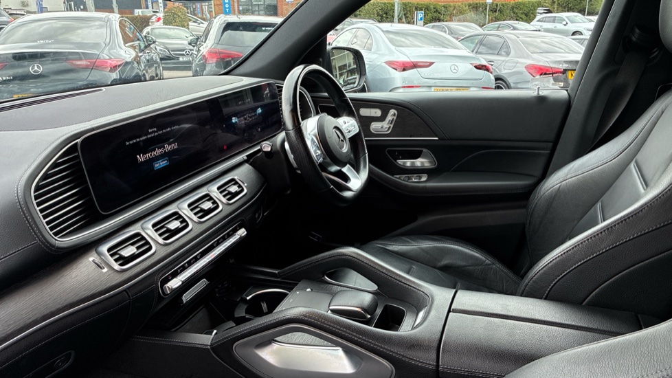 Mercedes-Benz GLE 400d 4Matic AMG Line Prem 5dr 9G-Tronic [7 St] Diesel Estate - Image 9
