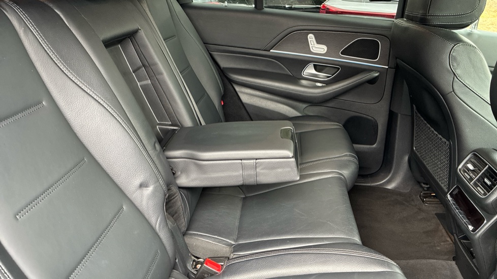 Mercedes-Benz GLE 400d 4Matic AMG Line Prem 5dr 9G-Tronic [7 St] Diesel Estate - Image 31