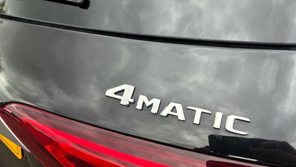 Mercedes-Benz GLE 400d 4Matic AMG Line Prem 5dr 9G-Tronic [7 St] Diesel Estate - Image 41