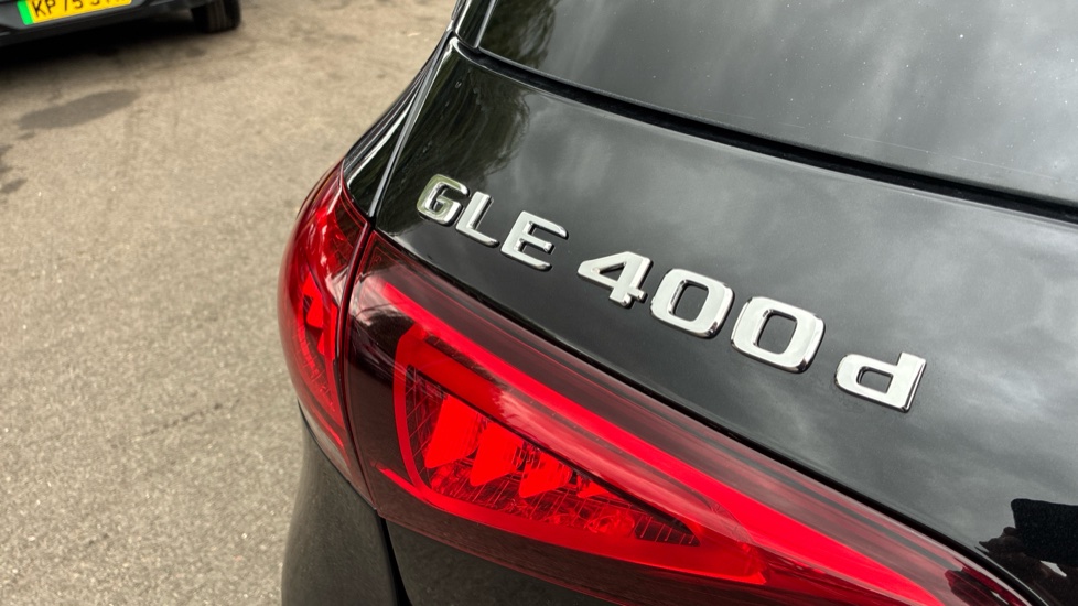 Mercedes-Benz GLE 400d 4Matic AMG Line Prem 5dr 9G-Tronic [7 St] Diesel Estate - Image 42