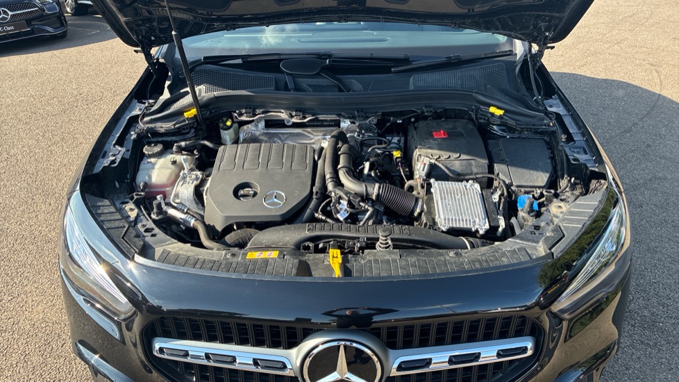 Mercedes-Benz GLA 200 Sport Executive 5dr Auto Petrol Hatchback - Image 8