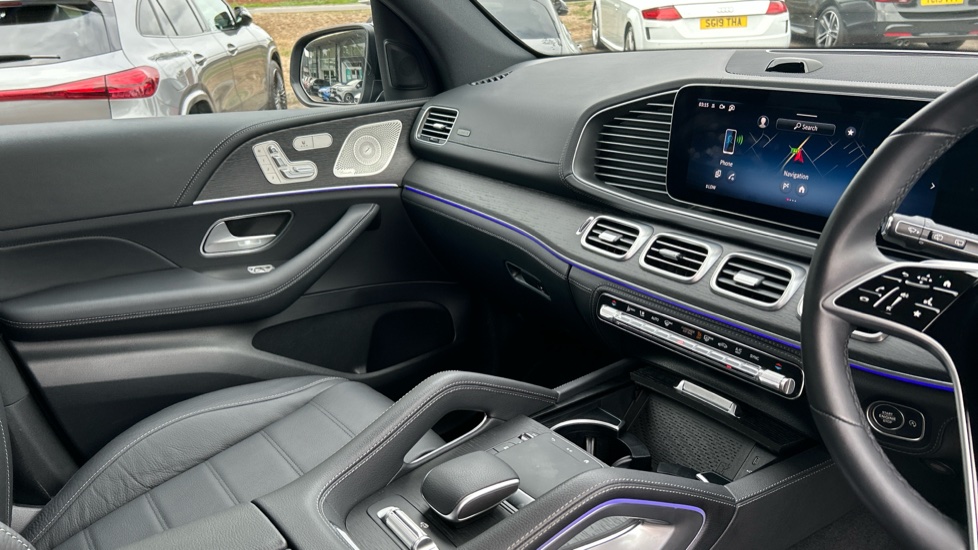 Mercedes-Benz GLE 450d 4Matic AMG Line Prem 5dr 9G-Tronic [7 St] Diesel Estate - Image 14