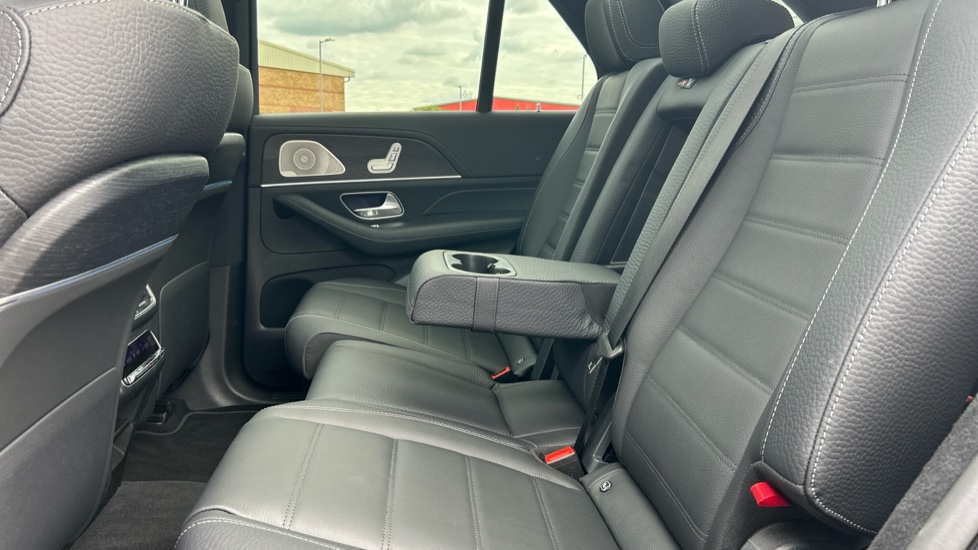 Mercedes-Benz GLE 450d 4Matic AMG Line Prem 5dr 9G-Tronic [7 St] Diesel Estate - Image 37