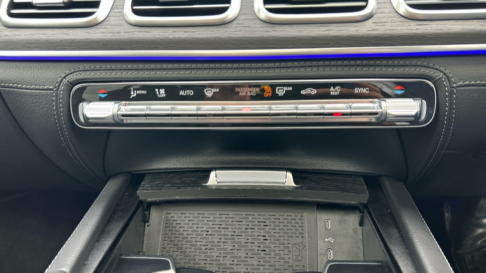 Mercedes-Benz GLE 450d 4Matic AMG Line Prem 5dr 9G-Tronic [7 St] Diesel Estate - Image 47