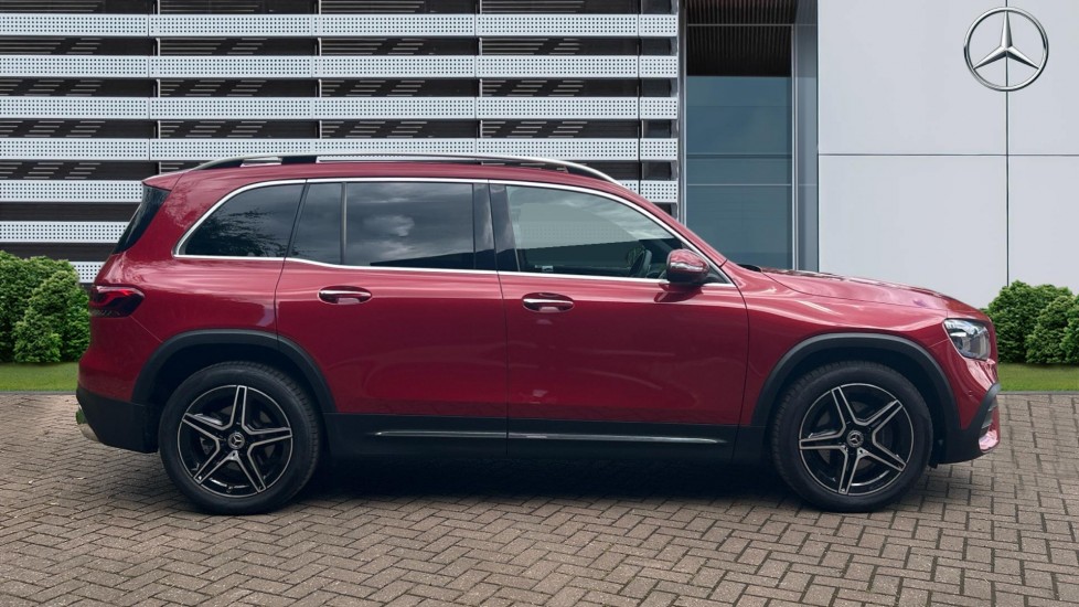 Mercedes-Benz GLB 200 AMG Line Premium 5dr 7G-Tronic Petrol Estate - Image 5
