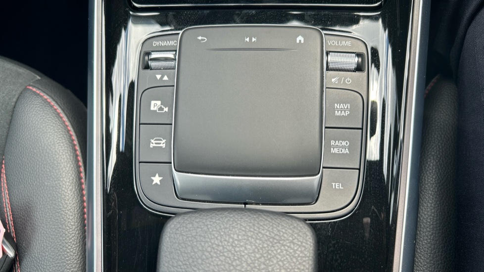 Mercedes-Benz GLB 200 AMG Line Premium 5dr 7G-Tronic Petrol Estate - Image 28