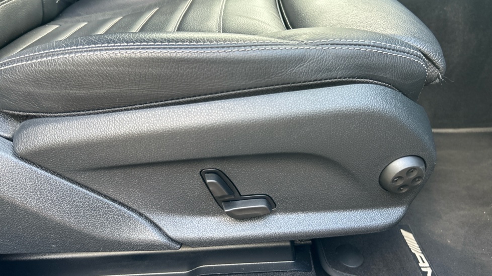 Mercedes-Benz EQC 400 300kW AMG Line Premium 80kWh 5dr Auto Electric Estate - Image 31