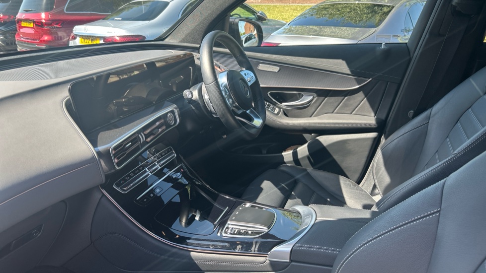 Mercedes-Benz EQC 400 300kW AMG Line Premium 80kWh 5dr Auto Electric Estate - Image 9