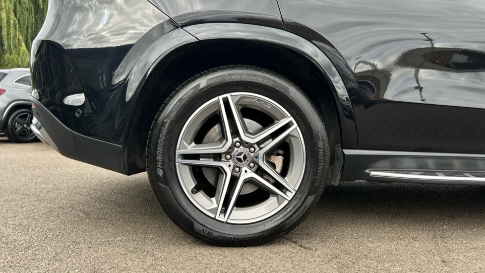 Mercedes-Benz GLE 300d 272 4Matic AMG Line 5dr 9G-Tronic Diesel Estate - Image 7
