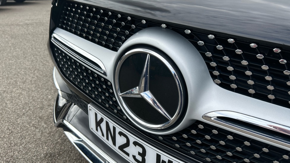 Mercedes-Benz GLE 300d 272 4Matic AMG Line 5dr 9G-Tronic Diesel Estate - Image 42