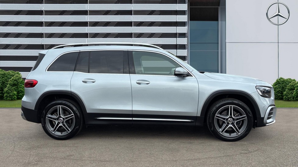 Mercedes-Benz GLB 200 AMG Line Premium 5dr 7G-Tronic Petrol Estate - Image 5
