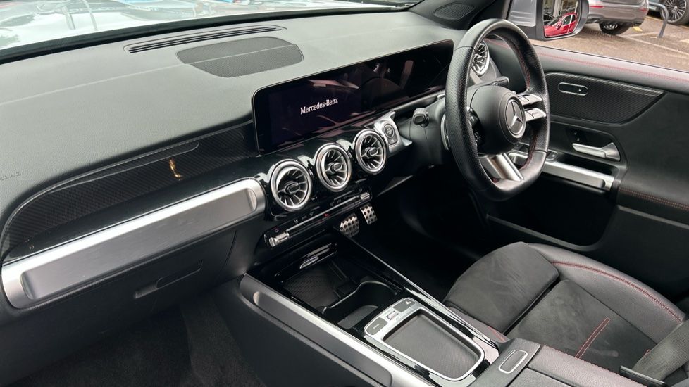 Mercedes-Benz GLB 200 AMG Line Executive 5dr 7G-Tronic Petrol Estate - Image 9