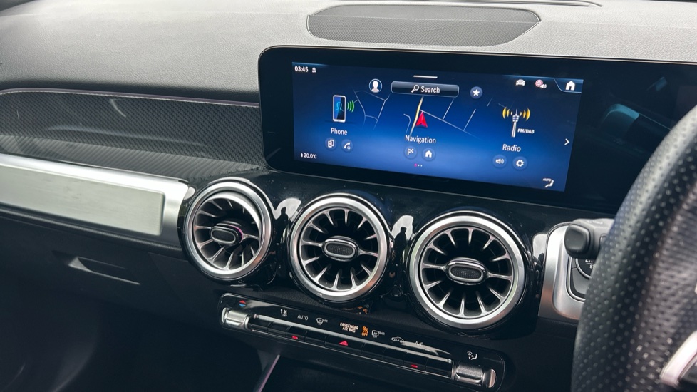 Mercedes-Benz GLB 200 AMG Line Executive 5dr 7G-Tronic Petrol Estate - Image 14