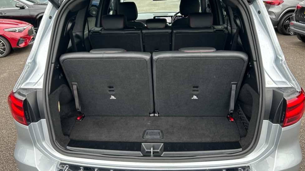 Mercedes-Benz GLB 200 AMG Line Executive 5dr 7G-Tronic Petrol Estate - Image 38