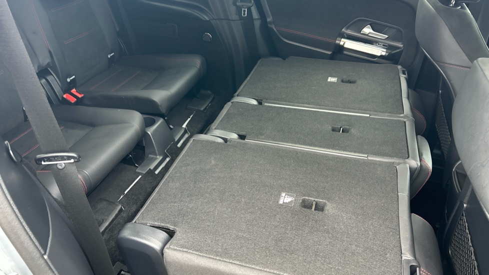 Mercedes-Benz GLB 200 AMG Line Executive 5dr 7G-Tronic Petrol Estate - Image 41