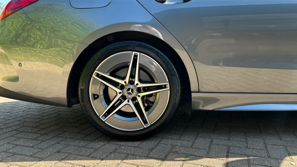Mercedes-Benz C-Class C200 AMG Line 4dr 9G-Tronic Petrol Saloon - Image 7