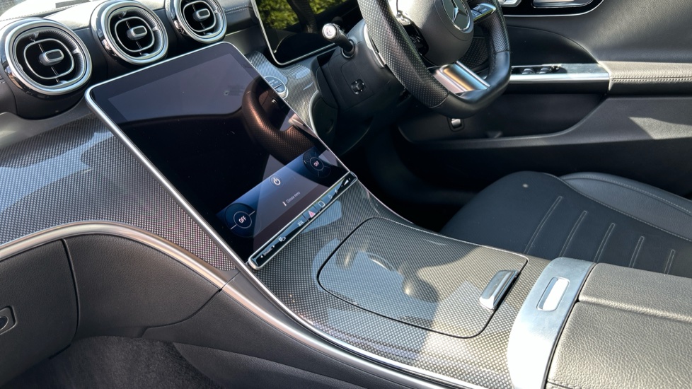 Mercedes-Benz C-Class C200 AMG Line 4dr 9G-Tronic Petrol Saloon - Image 13