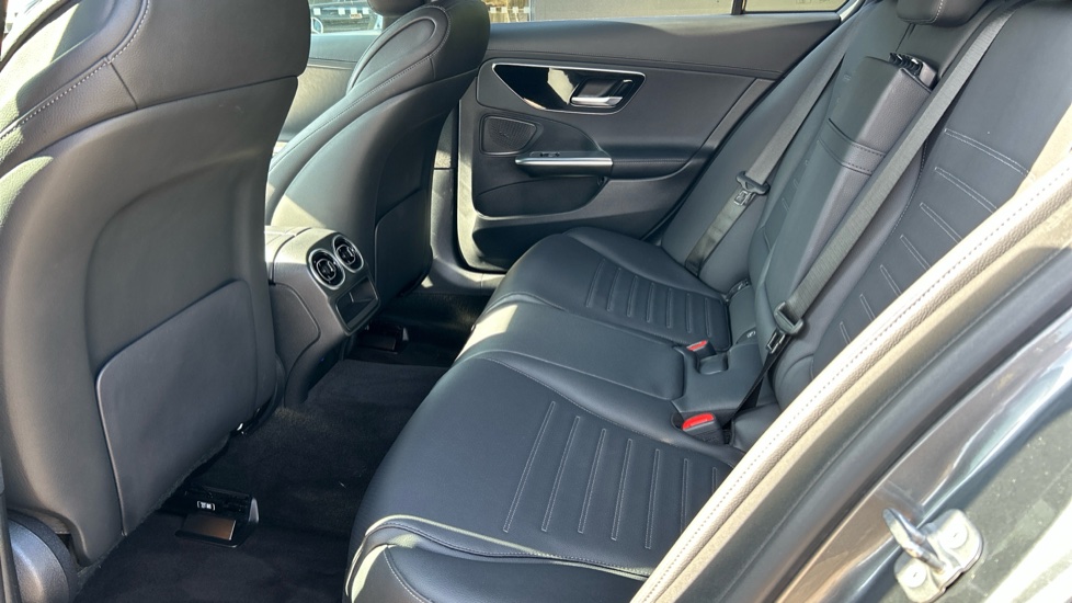 Mercedes-Benz C-Class C200 AMG Line 4dr 9G-Tronic Petrol Saloon - Image 16