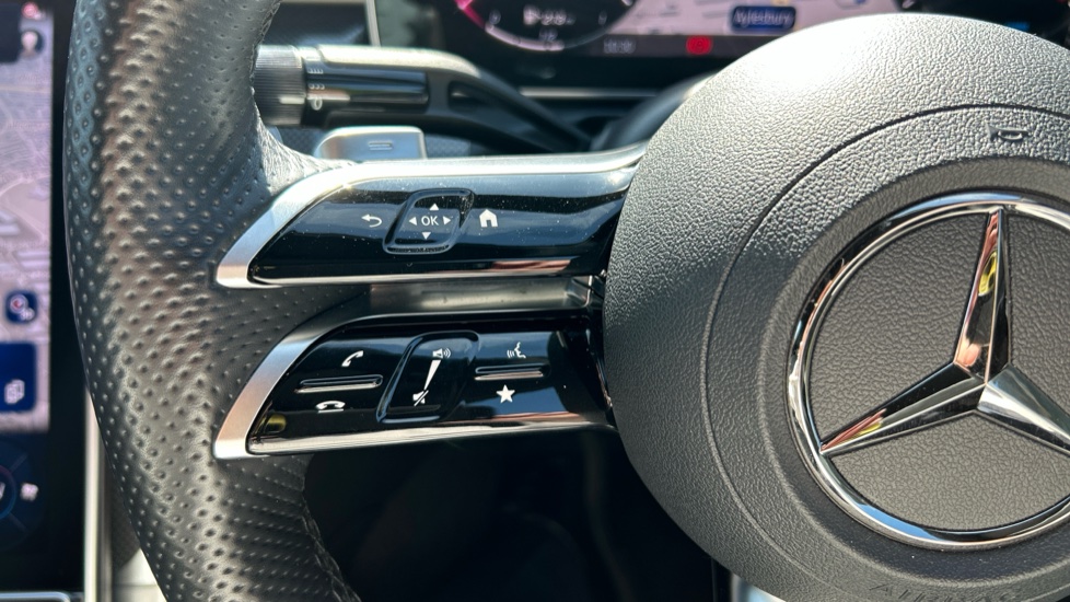 Mercedes-Benz C-Class C200 AMG Line 4dr 9G-Tronic Petrol Saloon - Image 22