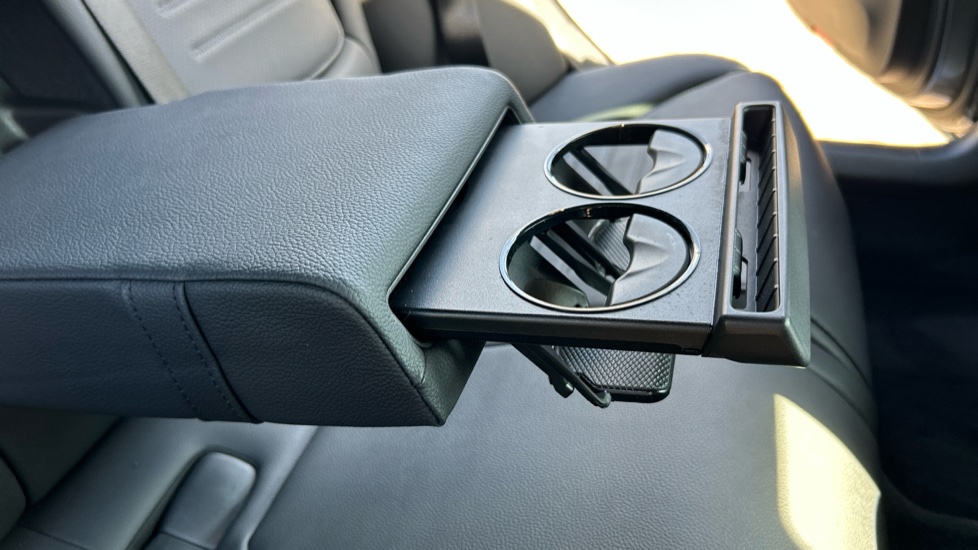 Mercedes-Benz C-Class C200 AMG Line 4dr 9G-Tronic Petrol Saloon - Image 47