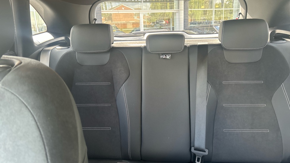Mercedes-Benz GLA 250e AMG Line Premium 5dr Auto Hatchback - Image 15