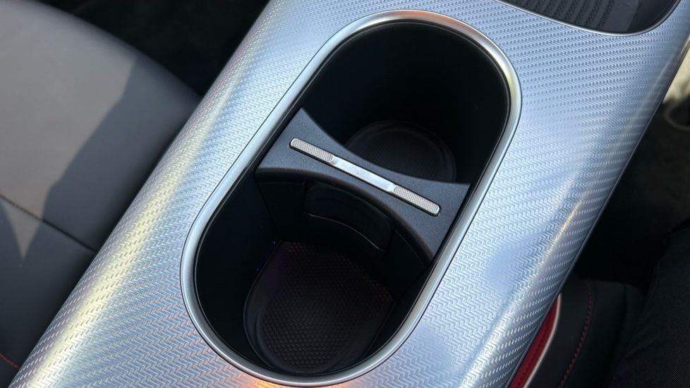 Mercedes-Benz CLA 250+ 200kW EQ Tech AMG Line Ed 85kWh 4dr Auto Electric Saloon - Image 32